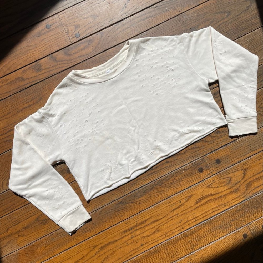Alo Yoga Cropped Fierce Distressed Crewneck Sweater Top